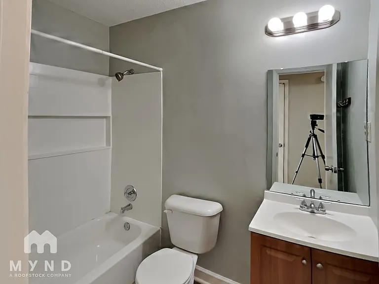 2696 Dromedary Dr — Photo 16