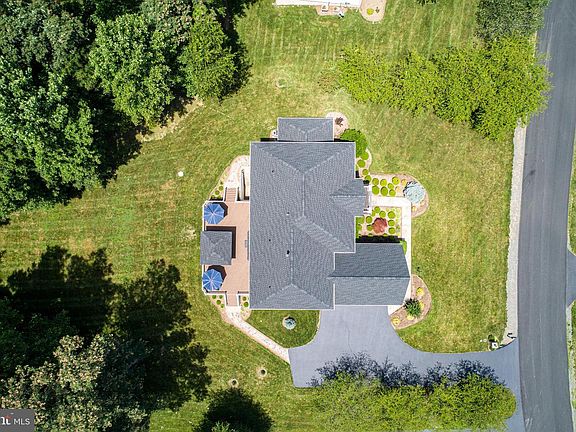 4th image of 2712 Silkwood Ct