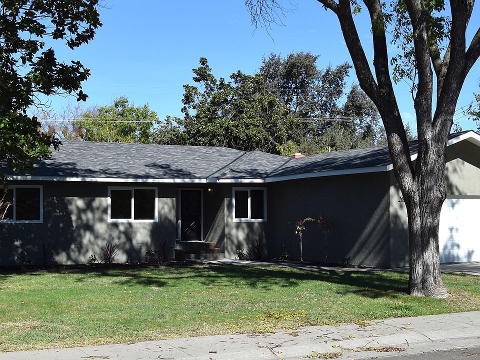 1st image of 2621 Hazelwood Ave