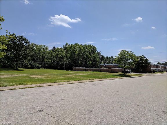 3rd image of 4490 Granada Blvd