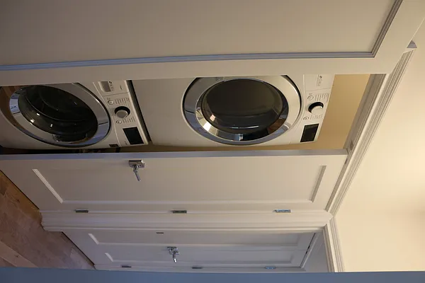 Rented by Charney Real Estate LLC | media 26