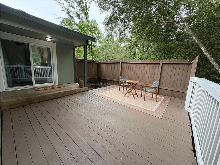 1 Laurel Oak Pl — Photo 23