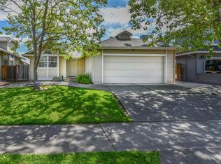855 Breeze Way, Santa Rosa, CA 95404