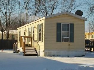 6 Hawthorne Dr, Diamond, IL