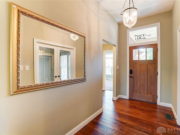 2nd image of 2387 Sydneys Bend Dr