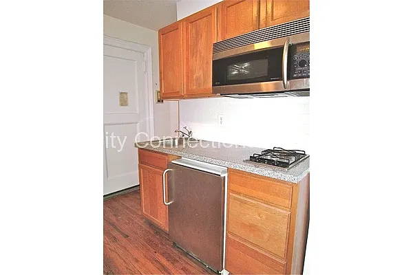 Rented by City Connections Realty | media 24