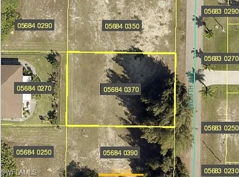 1st image of 4028 NE 9th Ave