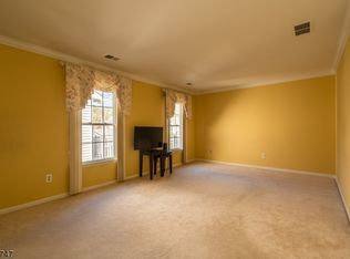 30 Commonwealth Dr #30, Basking Ridge, NJ 07920