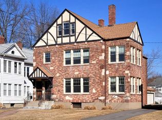 112 Ardmore Rd #1, West Hartford, CT 06119