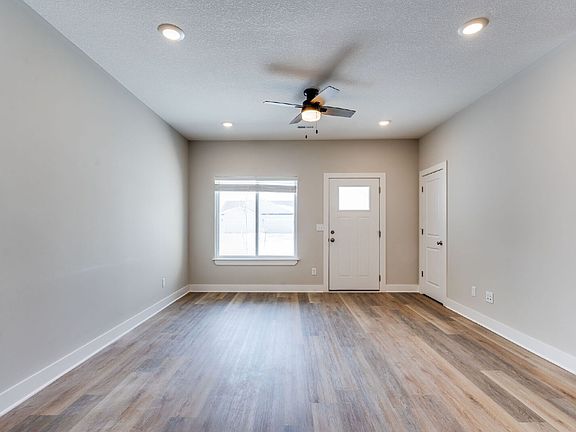4th image of 5244 N Cypress Cir