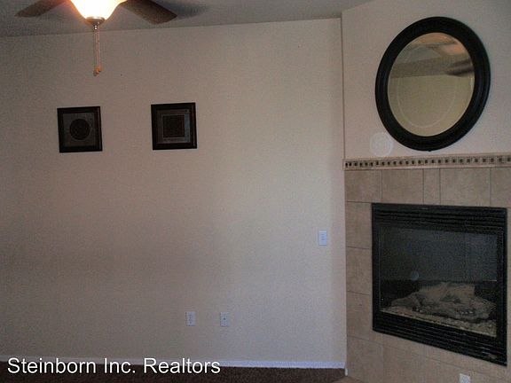 3rd image of 804 Elsa Ct