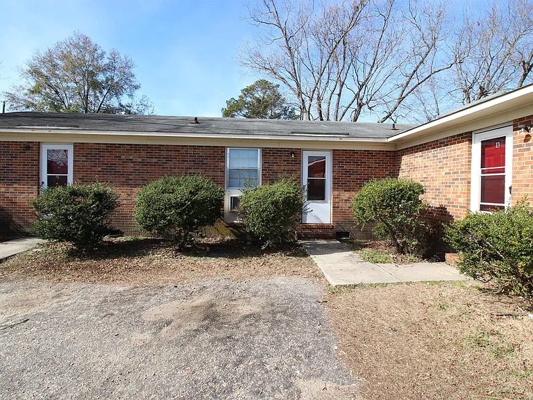 6454 Applecross Ave #C — Photo 7