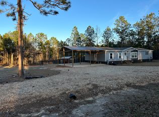22 R Thompson Rd, Lumberton, MS 39455