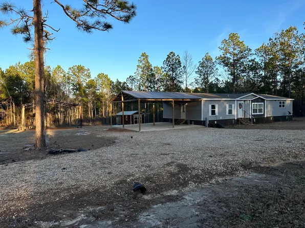 22 R Thompson Rd, Lumberton, MS 39455