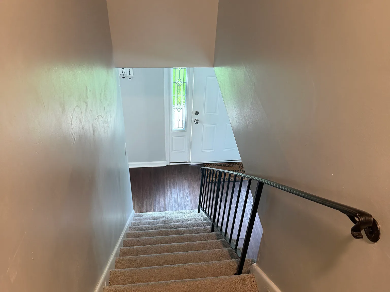 4 bed, 1.5 bath, 1515 sqft, $2,300 — Photo 4