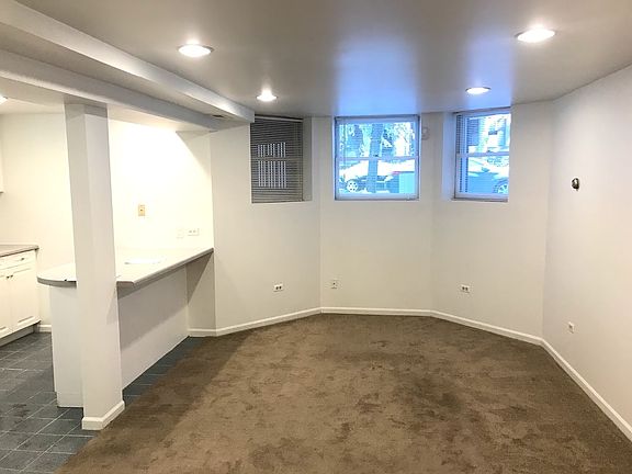 3rd image of 3642 N Janssen Ave #G