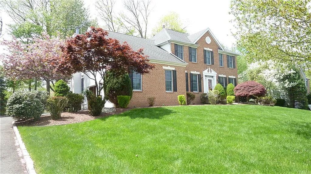 24 Cummings Rd photo 1