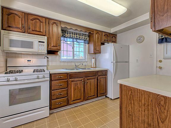 5th image of 12 Barclay St