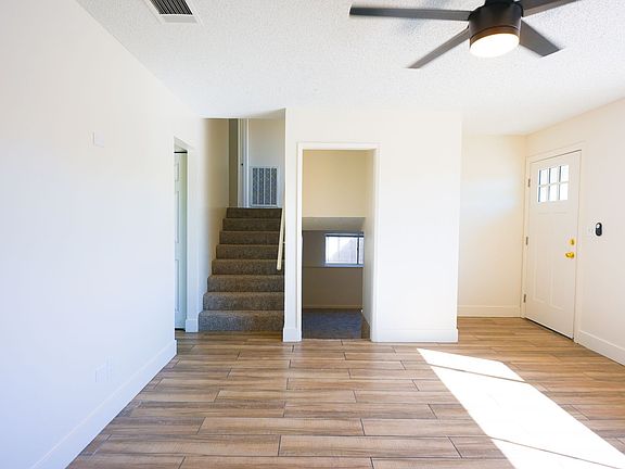 5th image of 4956 Becky Pl