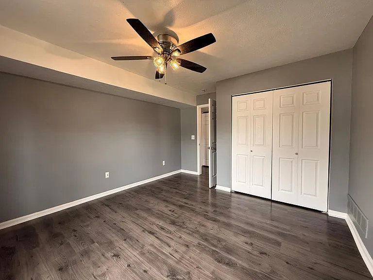 1401 Millbrook Trl — Photo 8