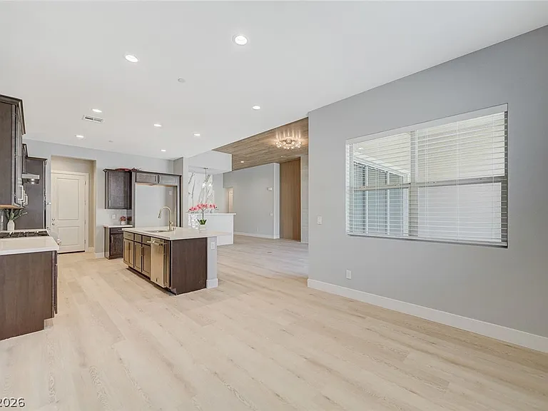131 Robledo St — Photo 25