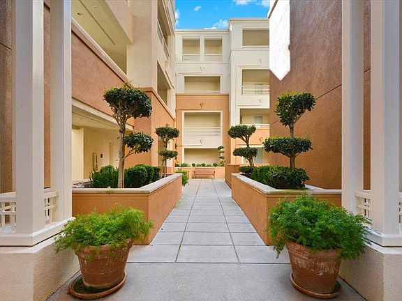 2nd image of 1 Crescent Way APT 1414