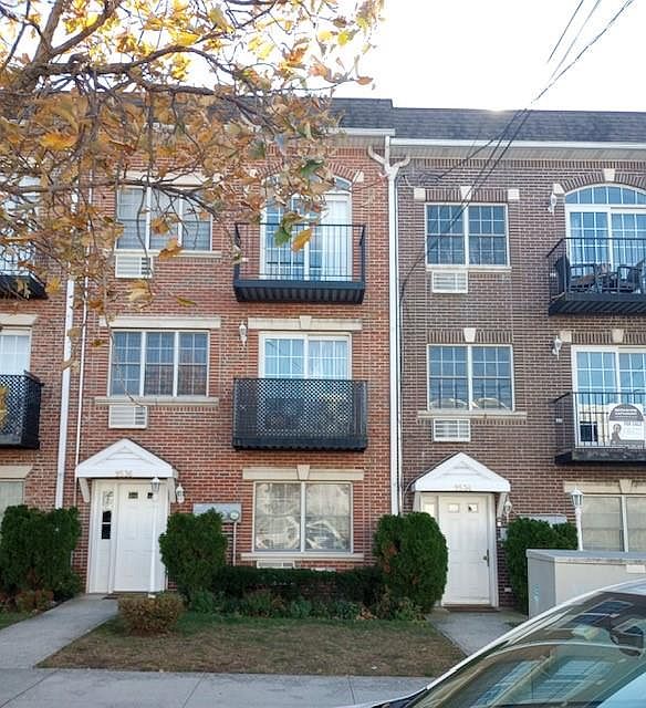 2nd image of 9536 Schenck St #3