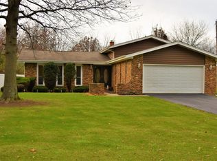 9012 Olcott Ave, Saint John, IN 46373