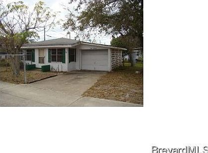 1st image of 914 S De Leon Ave