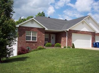 2016 Wayne Ave, Jefferson City, MO 65109