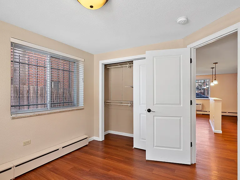 150 S Clarkson — Photo 13