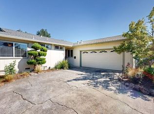 1916 Calavaras Dr, Santa Rosa, CA 95405