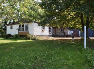 10964 W Shelby Rd, Medina, NY 14103