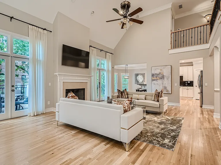 3362 Mathieson Dr NE — Photo 28