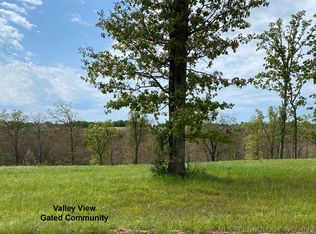 828 Ridgeview Dr, Tahlequah, OK 74464