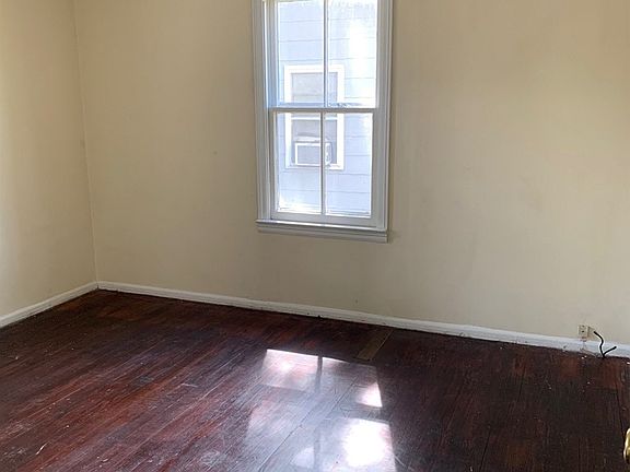 5th image of 1512 N Lee St