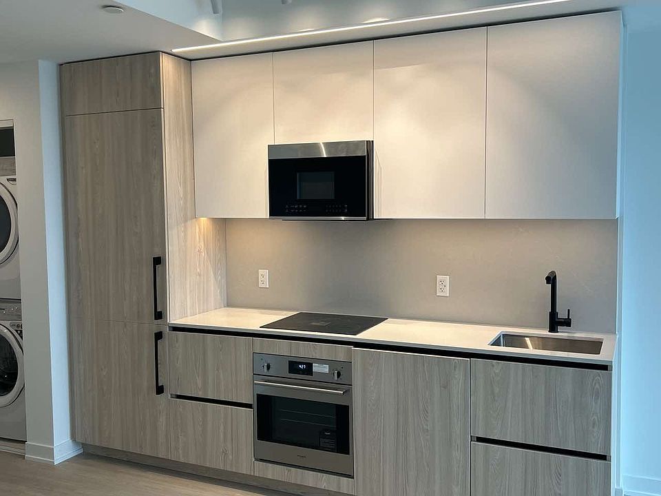 1st image of 699 Sheppard Ave E #1015