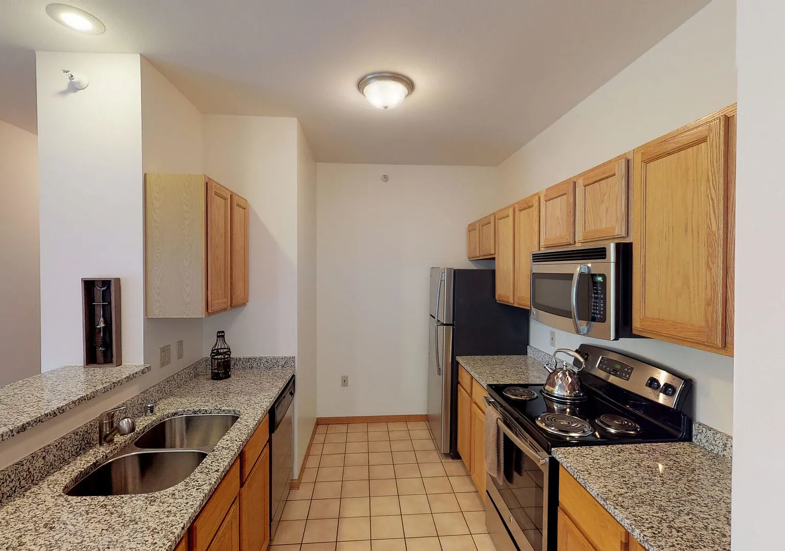 Seminole Woods Apartments — Photo 2