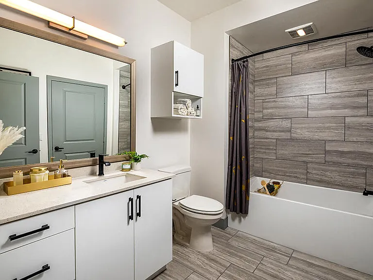 Chroma Apartment Homes — Photo 18