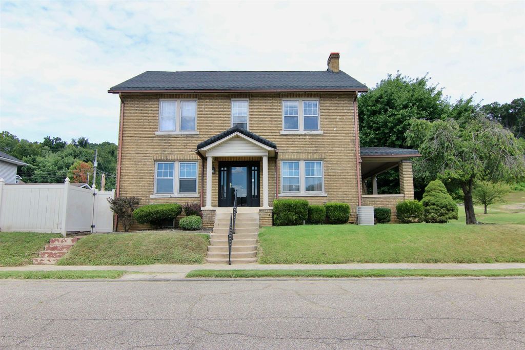 Real estate listing image