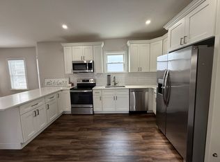 239 School St APT 2, Lowell, MA 01854