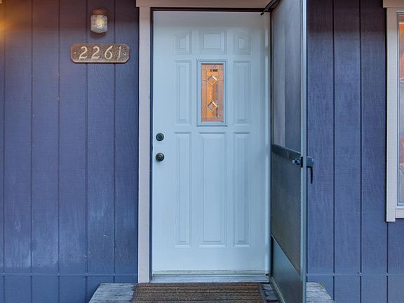 4th image of 2261 Mokelumne Dr E #44