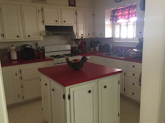5th image of 2407 W 11th St