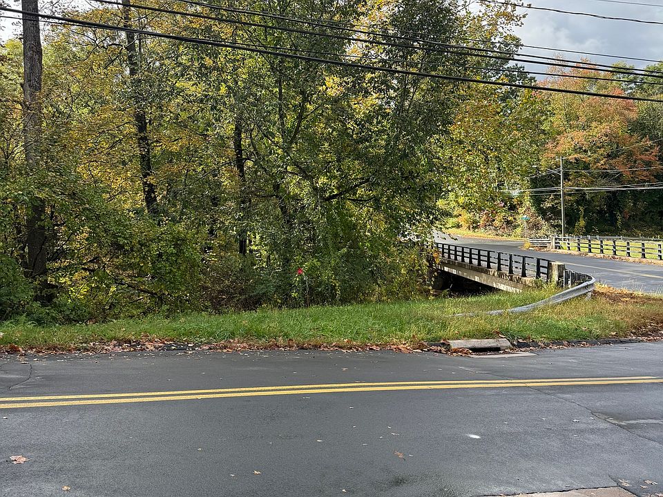 2nd image of Ellsworth Road