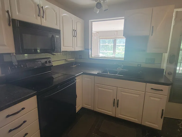 2875 Lafeuille Ave #1 — Photo 6