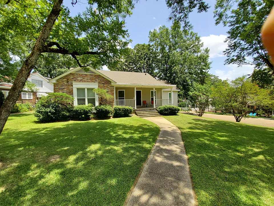 3906 Council Cir #C