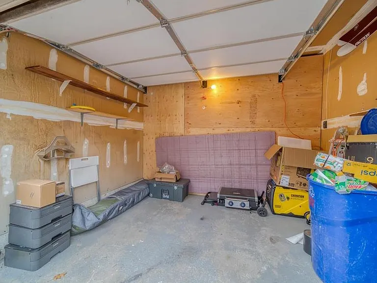 302 Heights Dr — Photo 18
