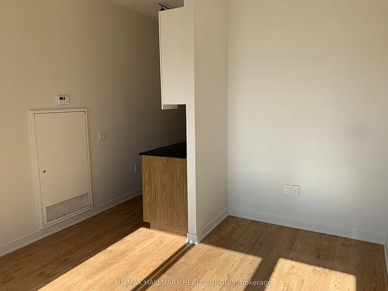 192 Bronson Ave #702 — Photo 7