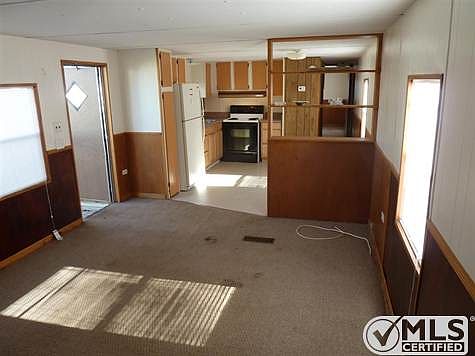 3rd image of 3209 Mahan Dr