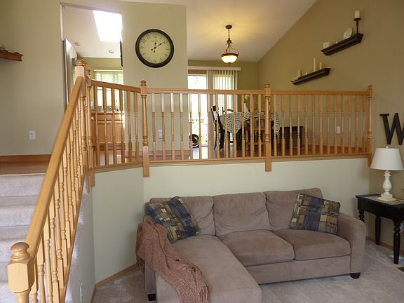 4th image of 16813 Chinook Ln SE